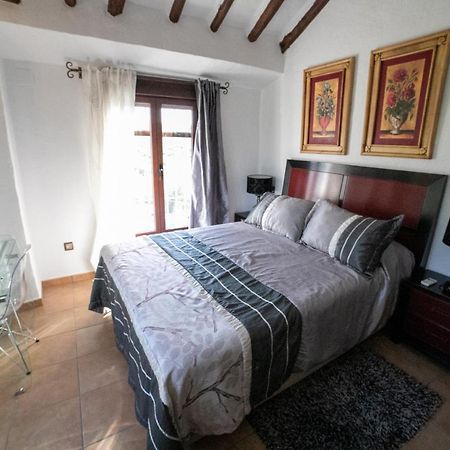 Cortijo El Segador Y El Capricho Villa Almedinilla Luaran gambar