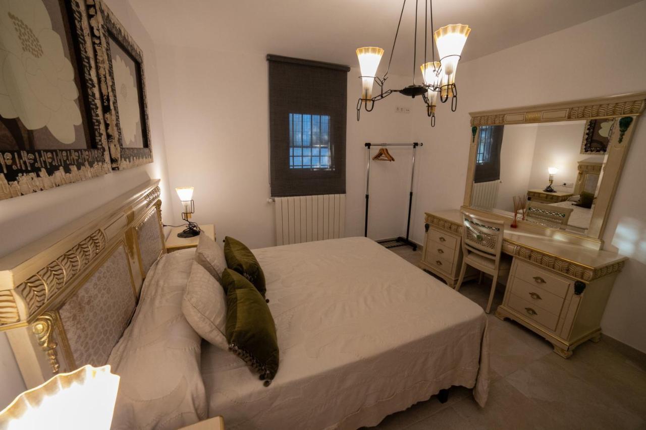Cortijo El Segador Y El Capricho Villa Almedinilla Luaran gambar